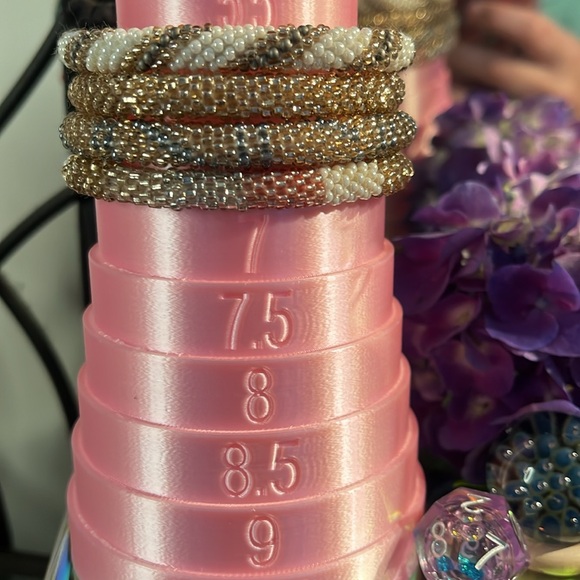 Stack of four SASHKA CO. GLASS BEAD BRACELETS - Picture 2 of 7